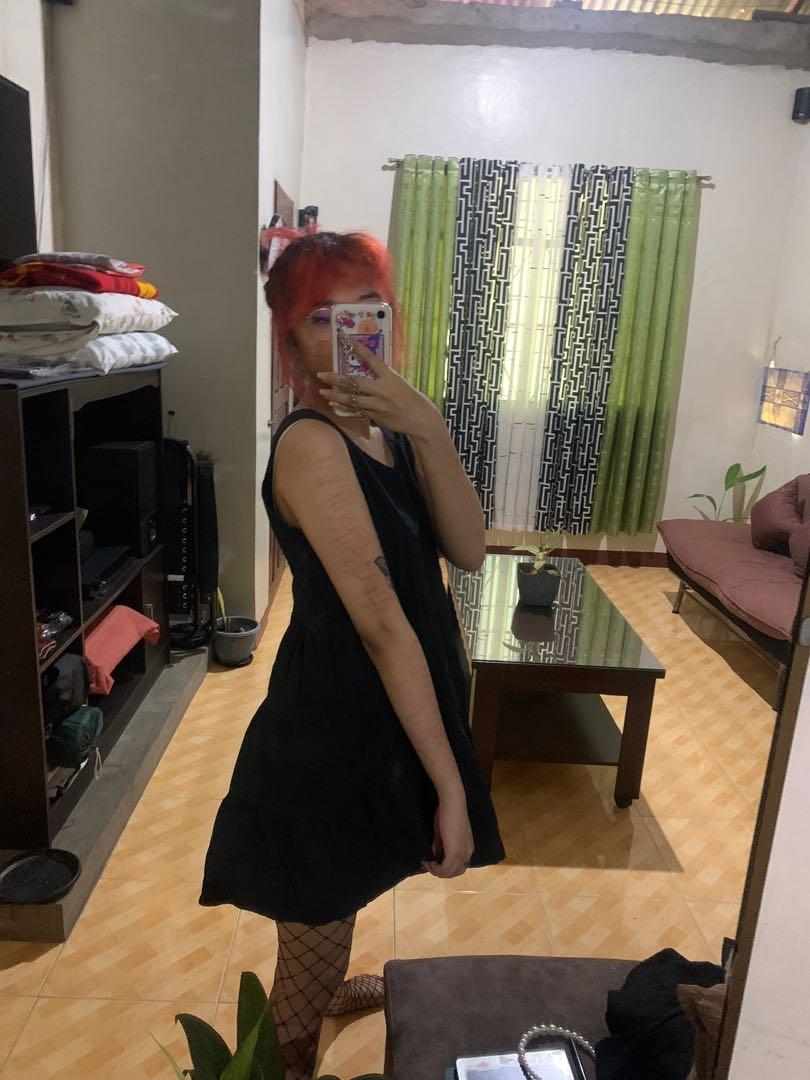 black lolita cute dress (Category: Dresses) located in Manila. Submitted by secanhanrin (Listing ID 1168422731, Image 3). Description: - bought sa ukay for the same price - sinukat lang pero never sinuot ng matagal - no issues but manage expectations since from ukay - rfs: too short for me - no size on tag - usually small to med size ako and sakto lang siya sa akin pero maikli (see photos) - I’m 5’6 and 48kg for reference - will send more picture