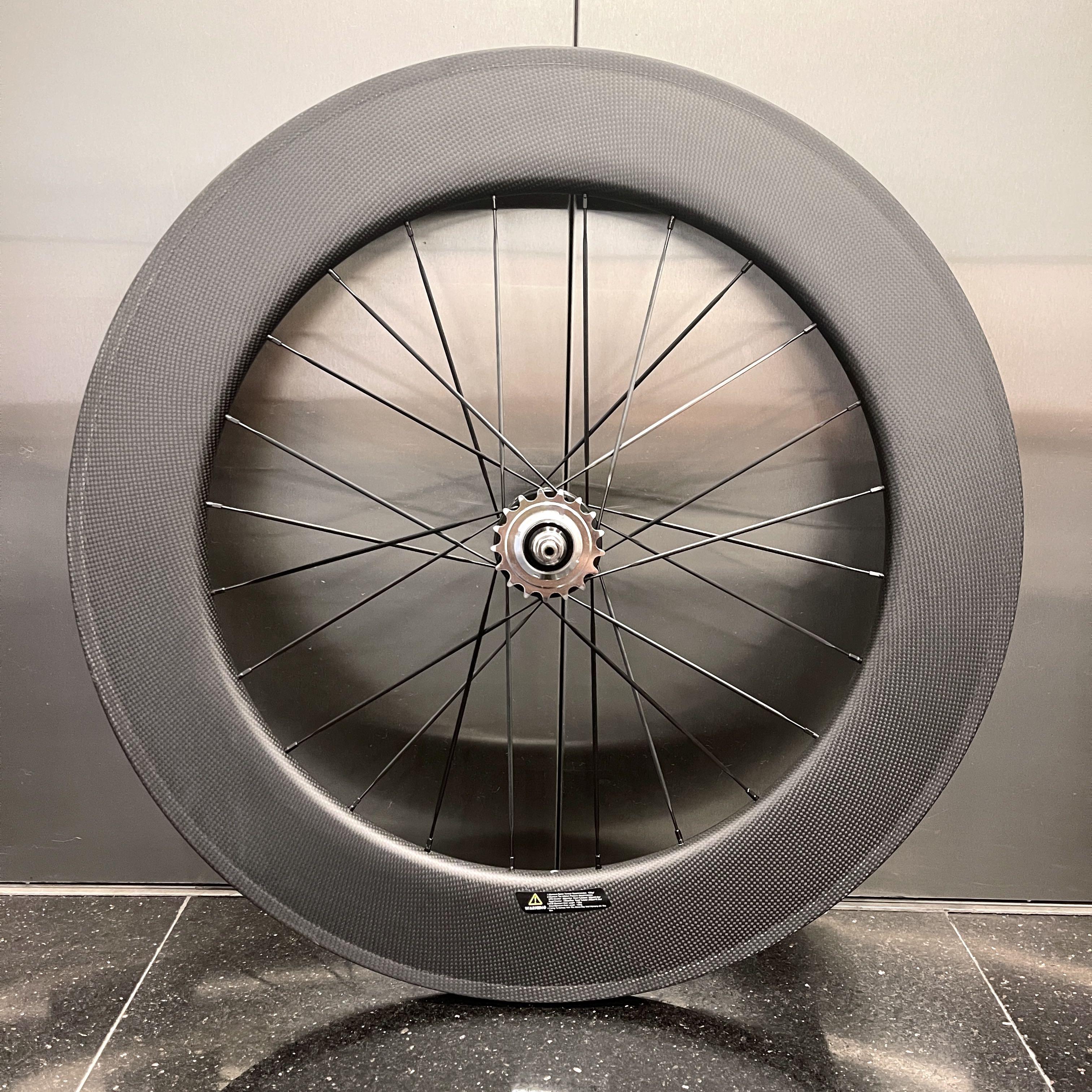 Carbon fixie outlet wheels