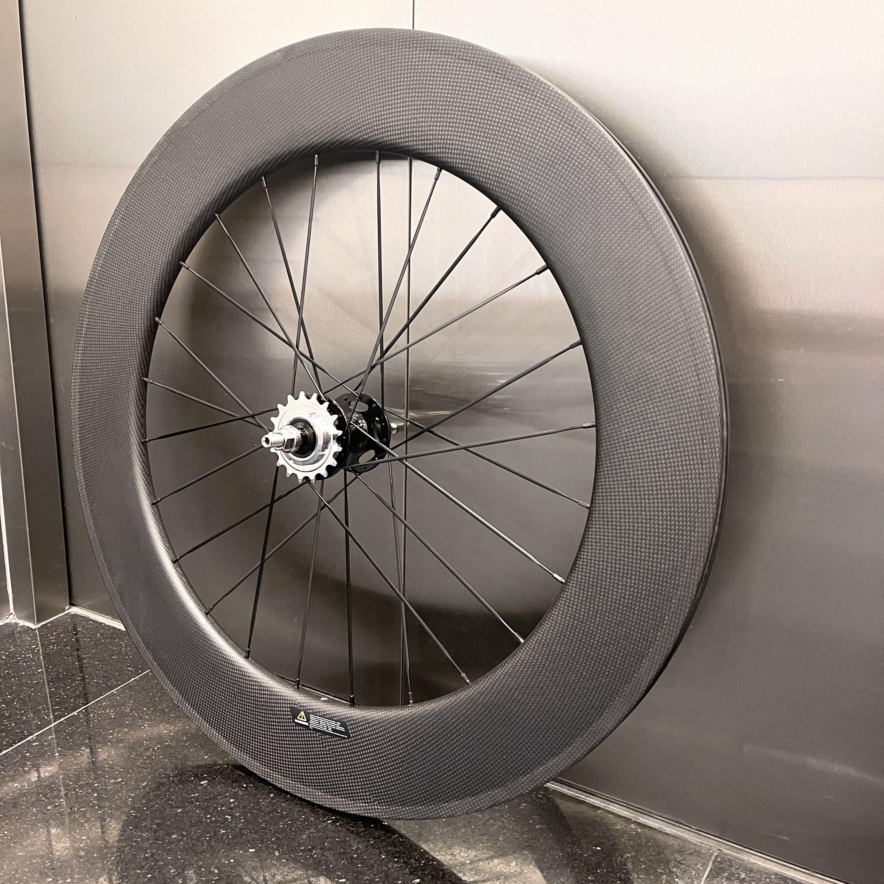 Lightweight fixed gear discount wheelset