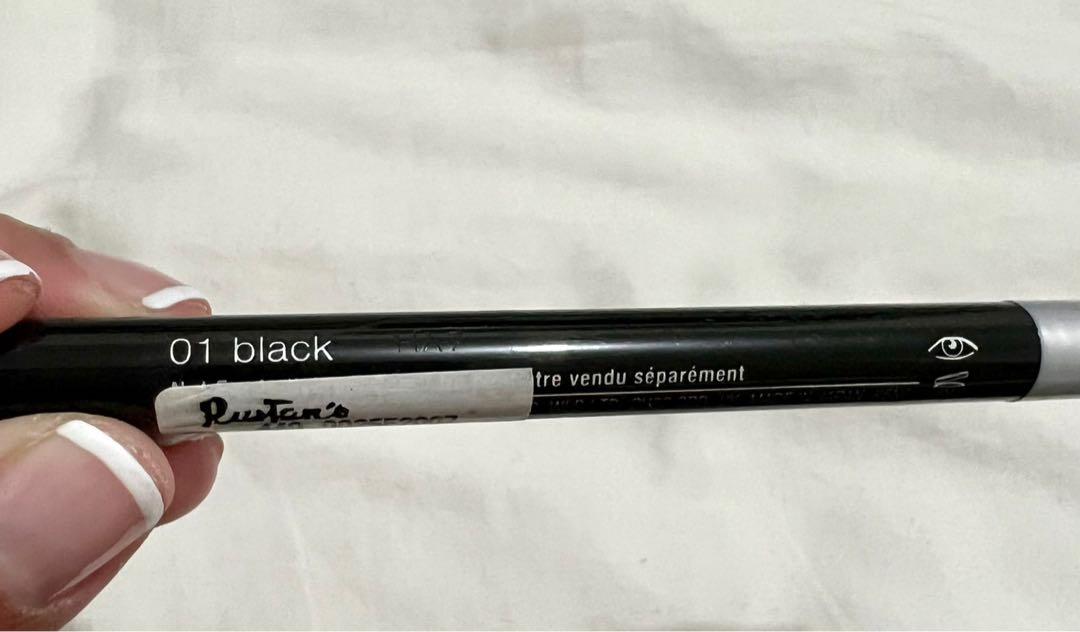 Clinique pretty easy liquid eyelining pen (Category: Makeup) located in Paranaque City. Submitted by msurfer (Listing ID 1168422614, Image 2). Description: Clinique Pretty Easy Liquid Eyelining Pen Brand new, but tested only Given as a gift Too many eyeliners / eye lining pens No more box Original price : ₱1,526 (ZALORA) MOP: BDO, BPI, UnionBank or Gcash .