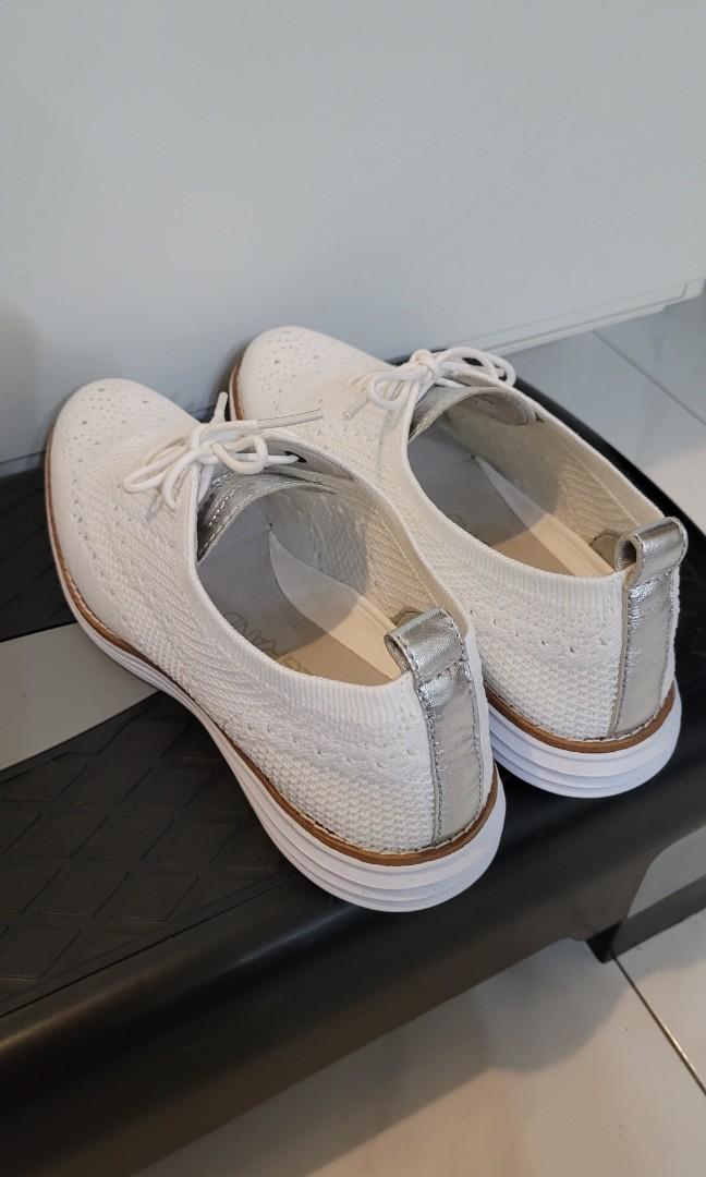 Cole Haan Grand OS Women US7 Women s Fashion Footwear Flats on