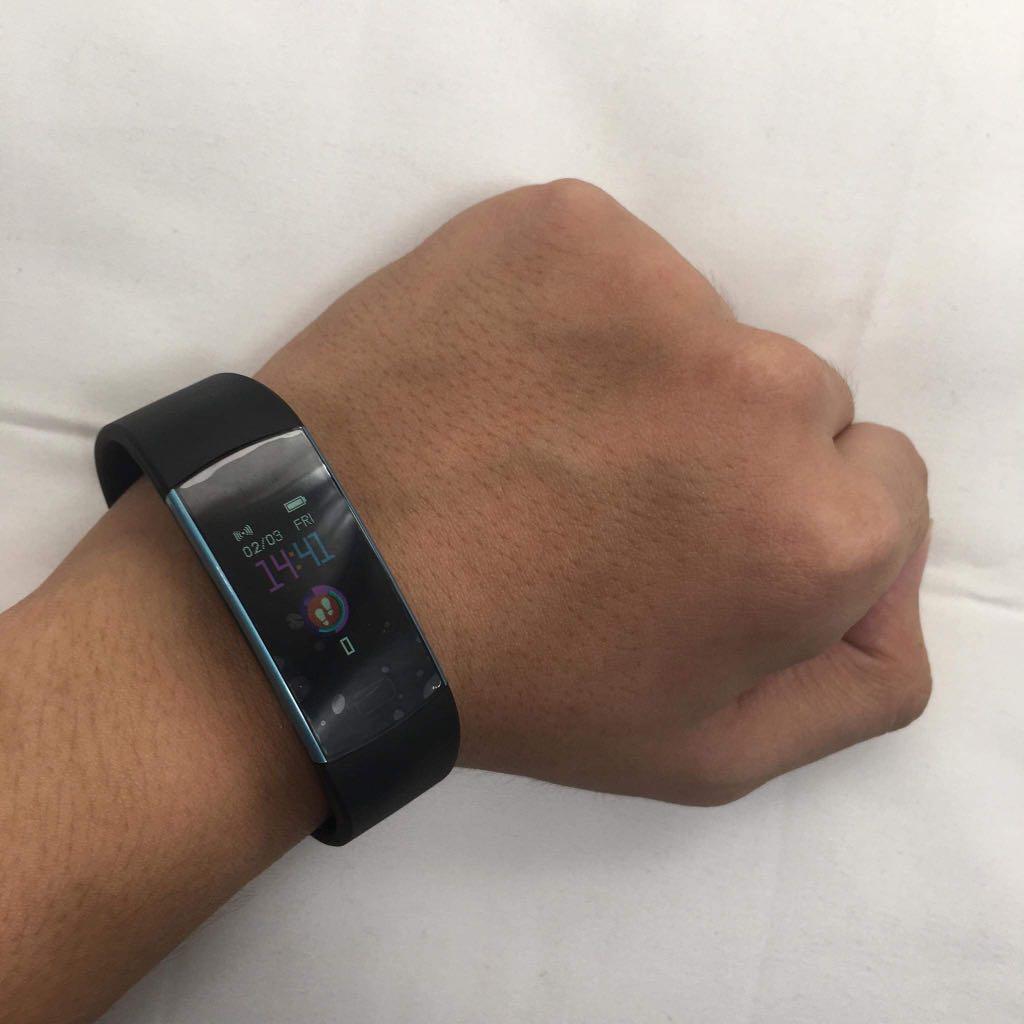 DGTEC Bluetooth Smart Band, Men's Fashion, Watches & Accessories