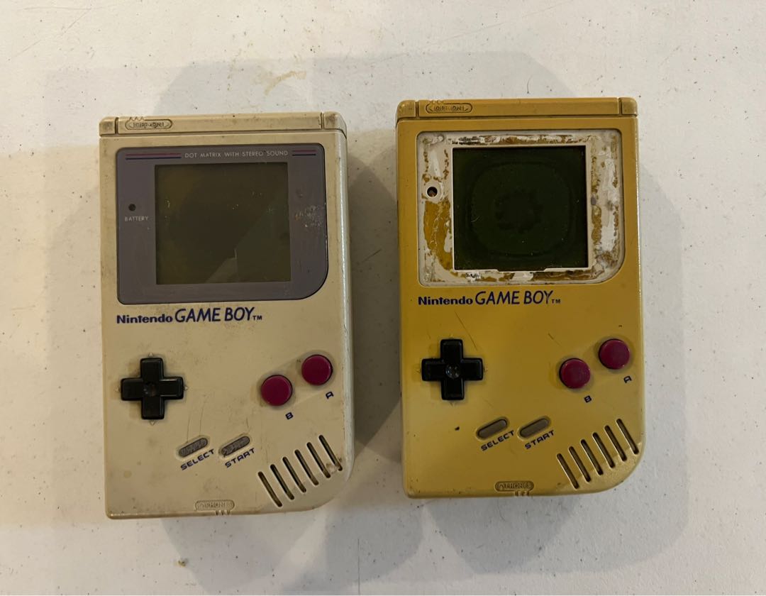 Broken gameboy sales advance for sale