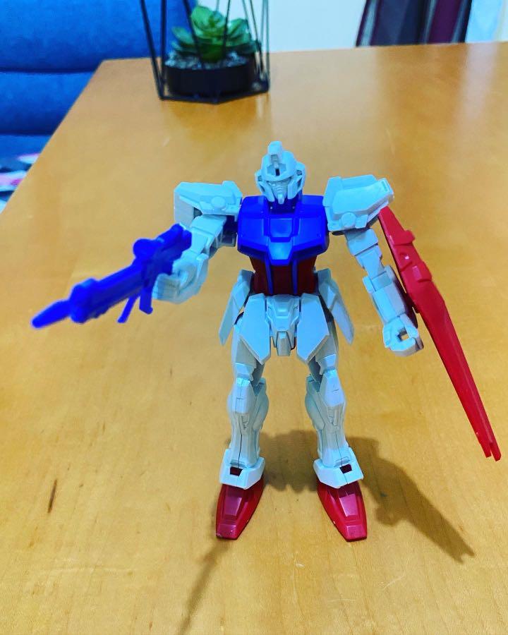 Gundam figure (original) (Category: Gundam & Model Kits) located in Plaridel. Submitted by lmpc_21 (Listing ID 1168275182, Image 2). Description: Sold as is!.