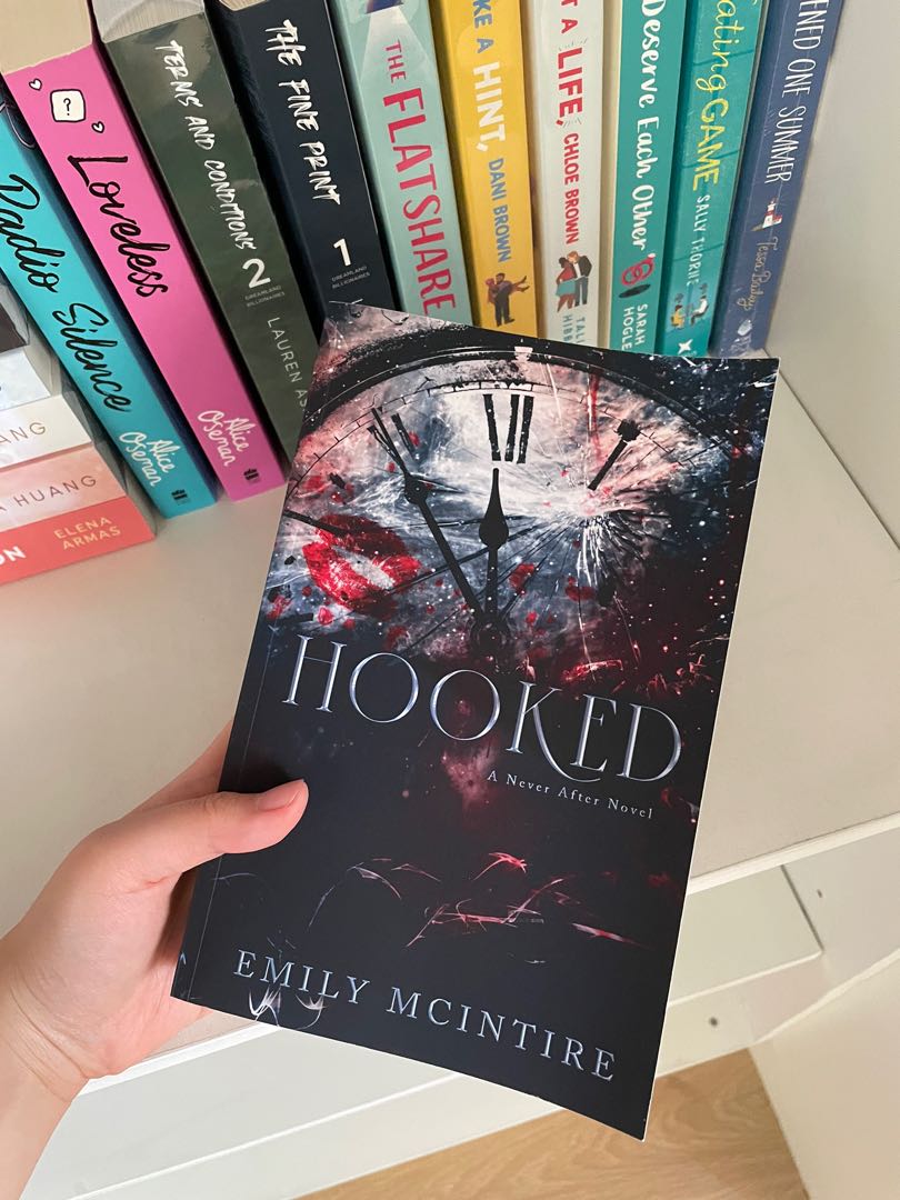 Hooked by Emily McIntire, Paperback