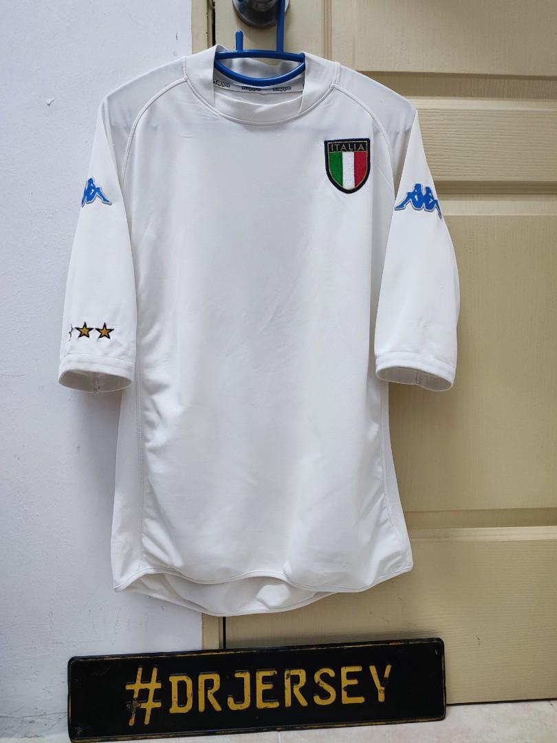 Italy 2002 kit discount