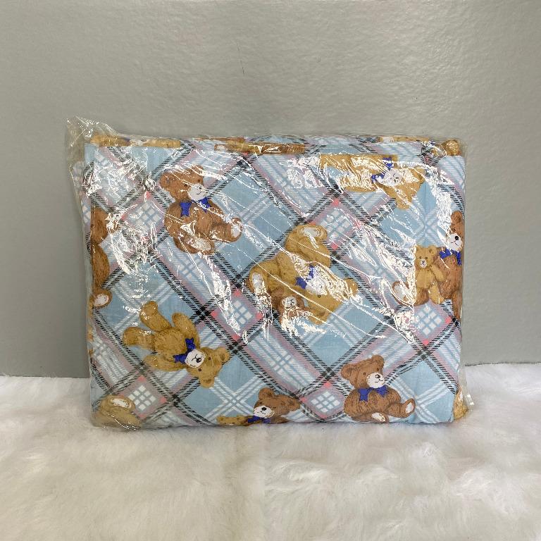 Japan Blue Brown Bear Single Bedsheet Set (Category: Bedding & Towels) located in Consolacion. Submitted by posh_avenue_home (Listing ID 1168290377, Image 1). Description: Brand new. From Japan. Single size. 1 x Pillow Case 1 x Blanket 1 x Flat Sheet/Bed Sheet.