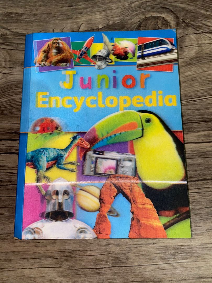 Junior Encyclopedia, Hobbies & Toys, Books & Magazines, Textbooks on