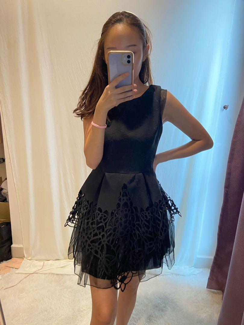 Little Black Puffy dress size s m Women s Fashion Muslimah