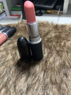 (Category: ) located in . Submitted by DOCSLUXURYCLOSET (Listing ID 1168280590, Image 1). Description: .