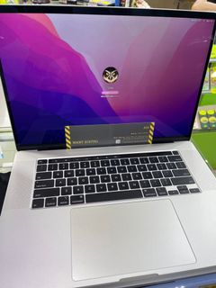 Macbook Pro 16” 系列 Collection item 3