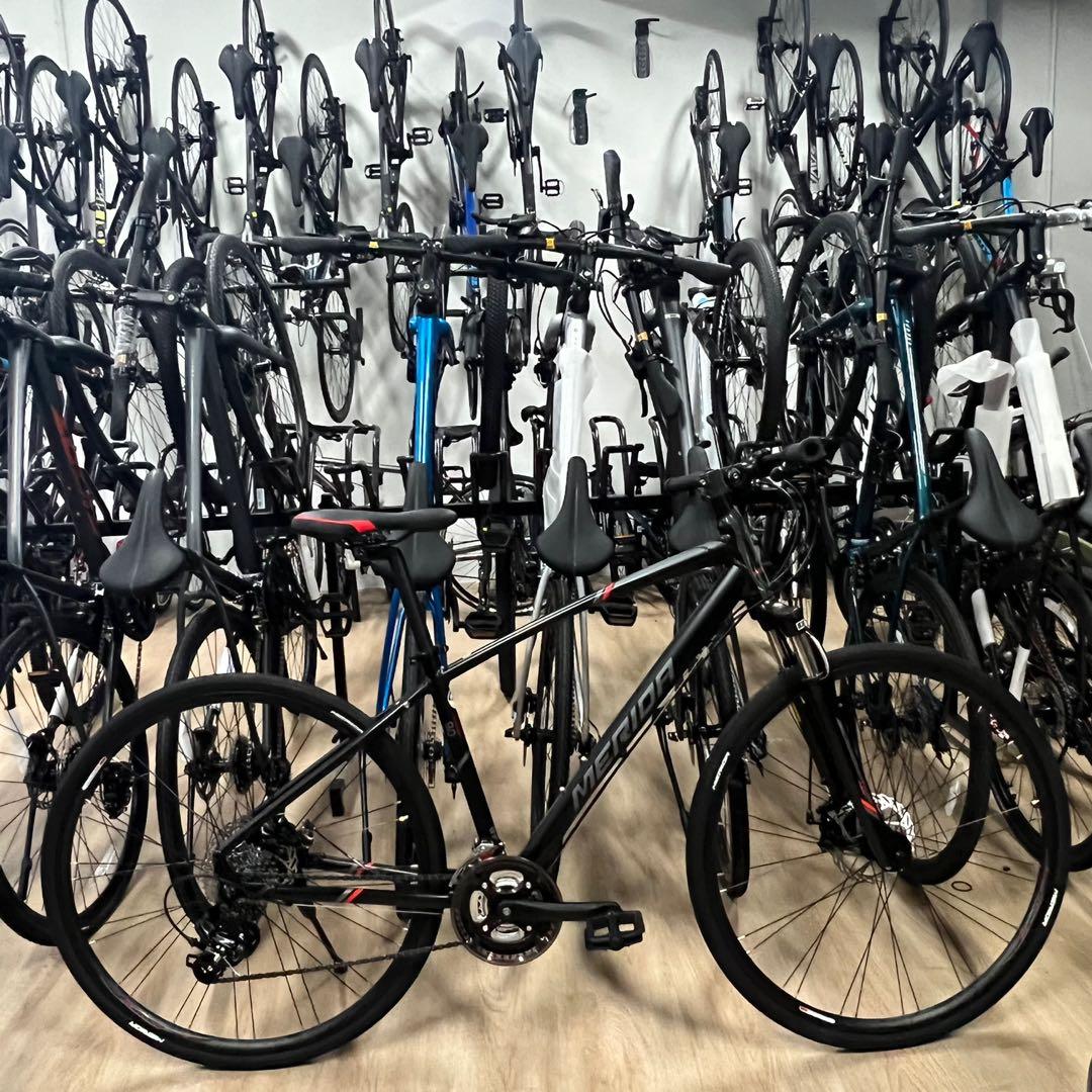 Merida crossway 90 hybrid bike with suspension city bicycle