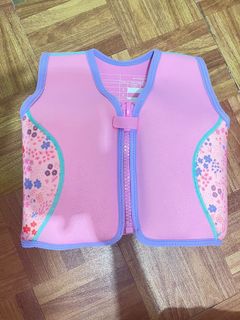 (Category: ) located in . Submitted by declutteringmomma (Listing ID 1168359084, Image 1). Description: .