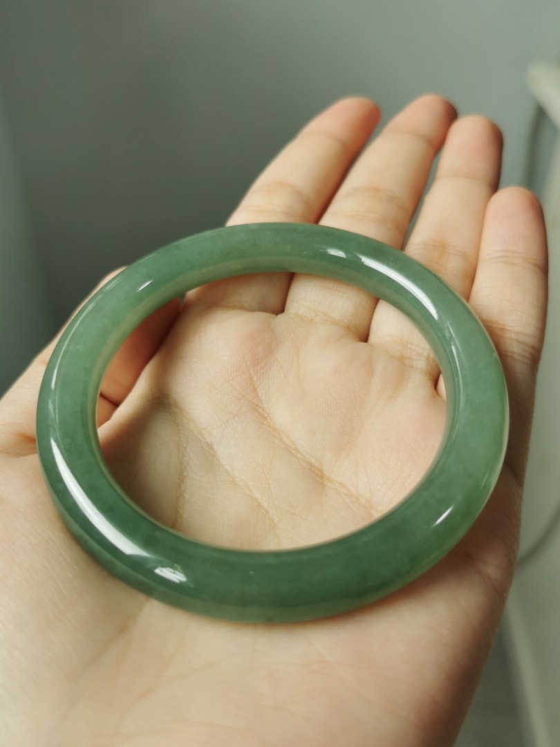 Natural jade shop bangle bracelet