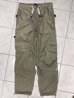 (Category: ) located in . Submitted by 5thcloset (Listing ID 1168322137, Image 1). Description: .