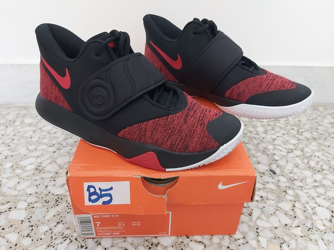 Nike KD Trey 5 VI - / Training shoes, Sneakers on Carousell