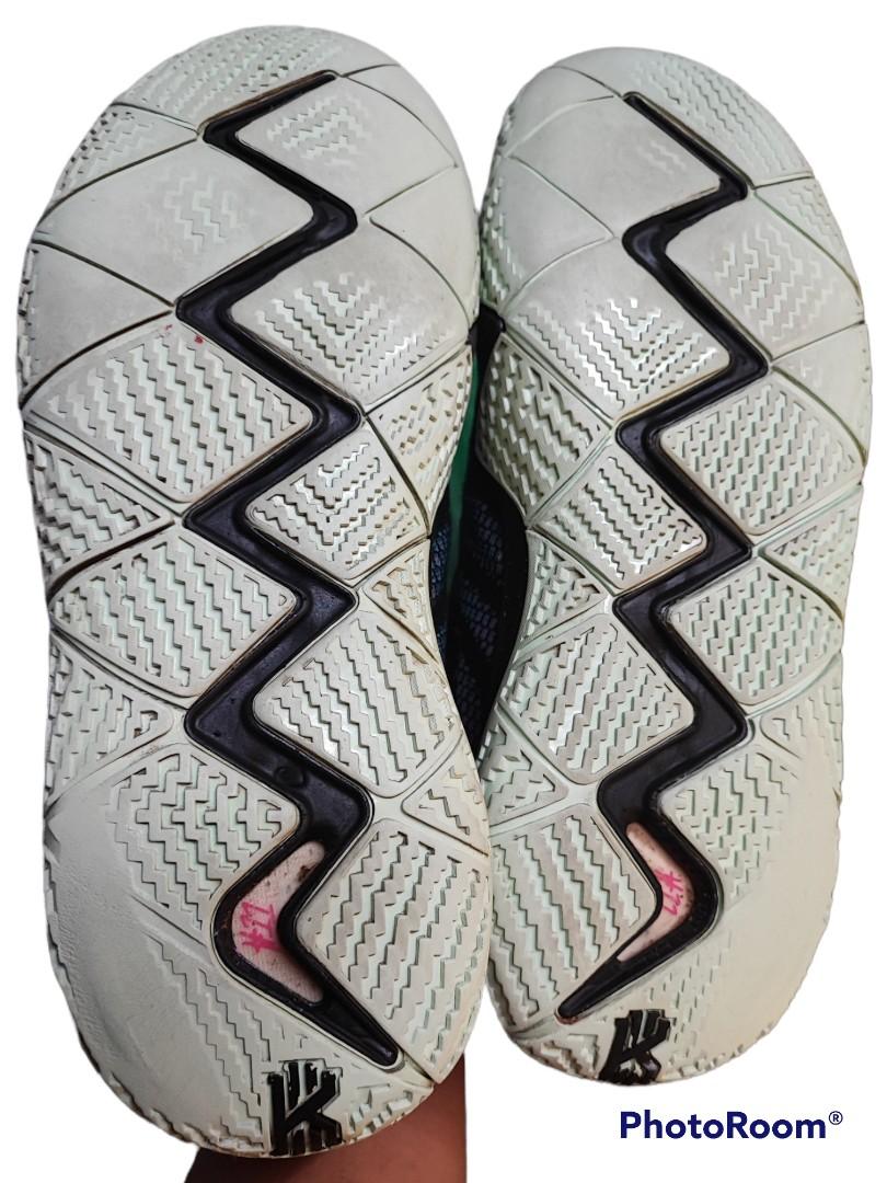 Nike kyrie 4 80s, Men's Fashion, Footwear, Sneakers on Carousell Nike Kyrie 4 80S, Men'S Fashion, Footwear, Sneakers On Carousell