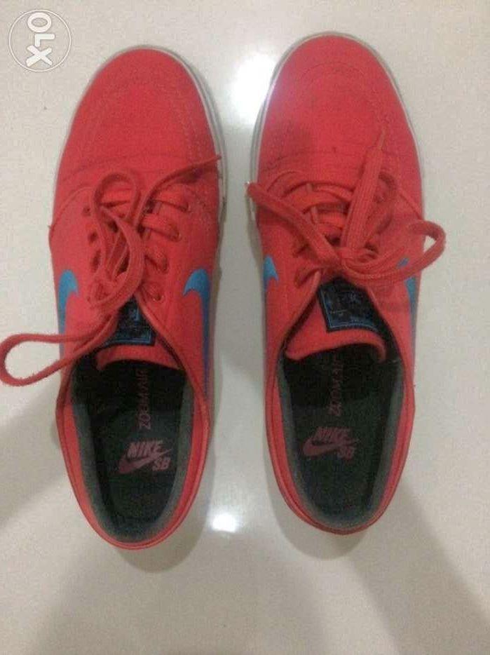 Nike Stefan Janoski (Category: Sneakers) located in Manila. Submitted by olxph_731832994 (Listing ID 239196464, Image 3). Description: This listing is hosted on Carousell on behalf of OLX Philippines. • Nike SB Red with box • Size 7 1/2 • Slightly used (good as new) • Negotiable :) •Meet up Las Pinas, Cavite, Paranaque • text or call for faster transaction, 09184032994.