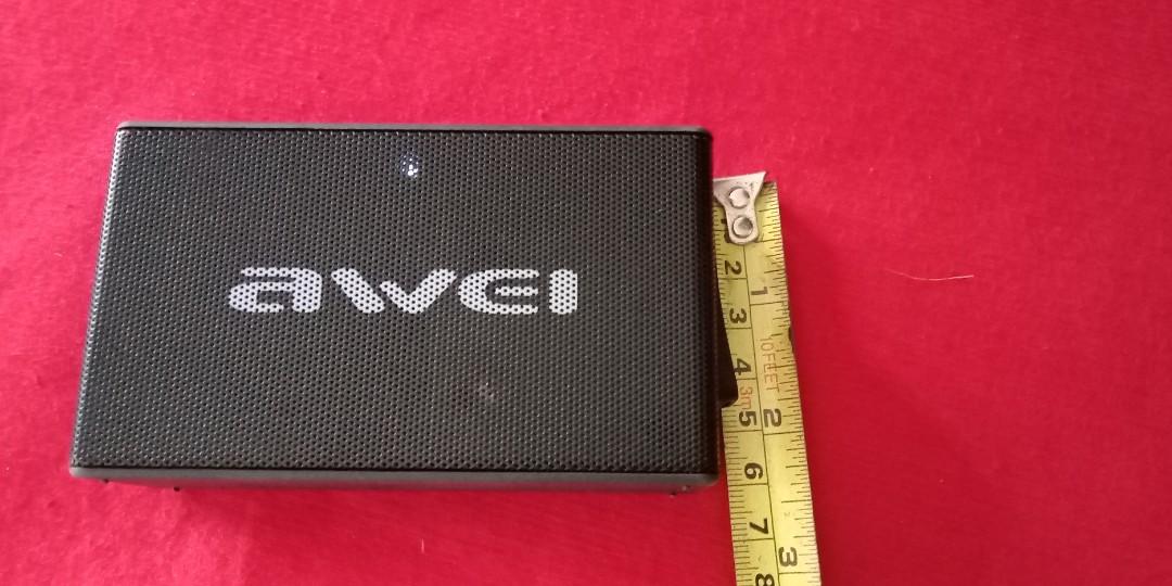 Original awei blutooth speaker (Category: Portable Music Players) located in Taytay. Submitted by joselaquino (Listing ID 1168258249, Image 3). Description: original awei handy bluetooth speaker.