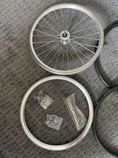 Original Brompton Wheelset + inner tube + Schwalbe Marathon Racer Tyre !!!no rear hub