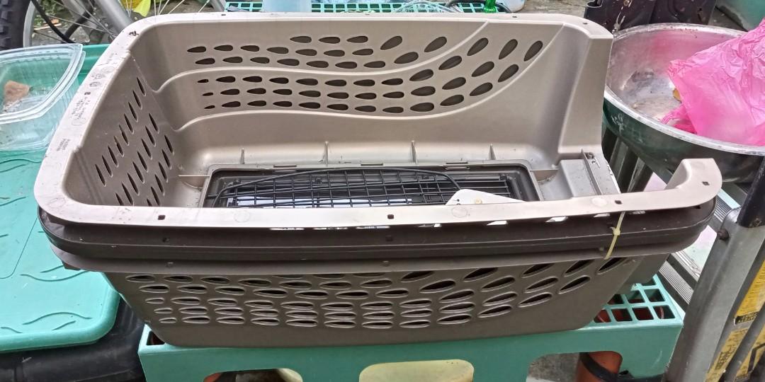 Petmate cage, Pet Supplies, Homes & Other Pet Accessories on Carousell