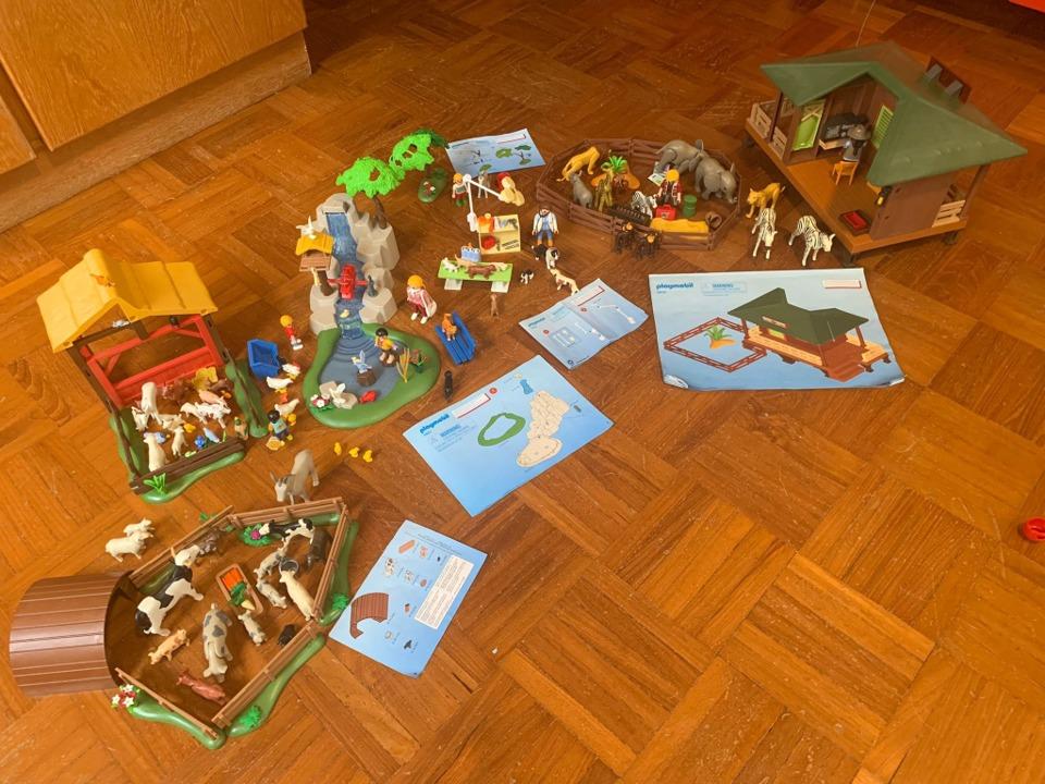 Playmobil mega sale farm set 4055