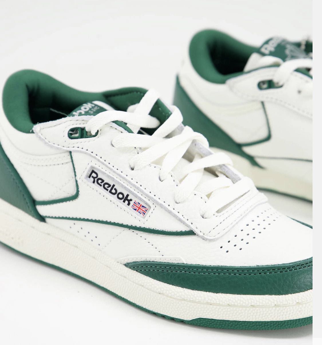 Reebok Club C Mid II Trainers in Chalk and Green