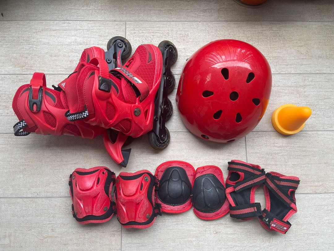 Rollerblade kit for kids, Sports Equipment, Sports & Games, Skates