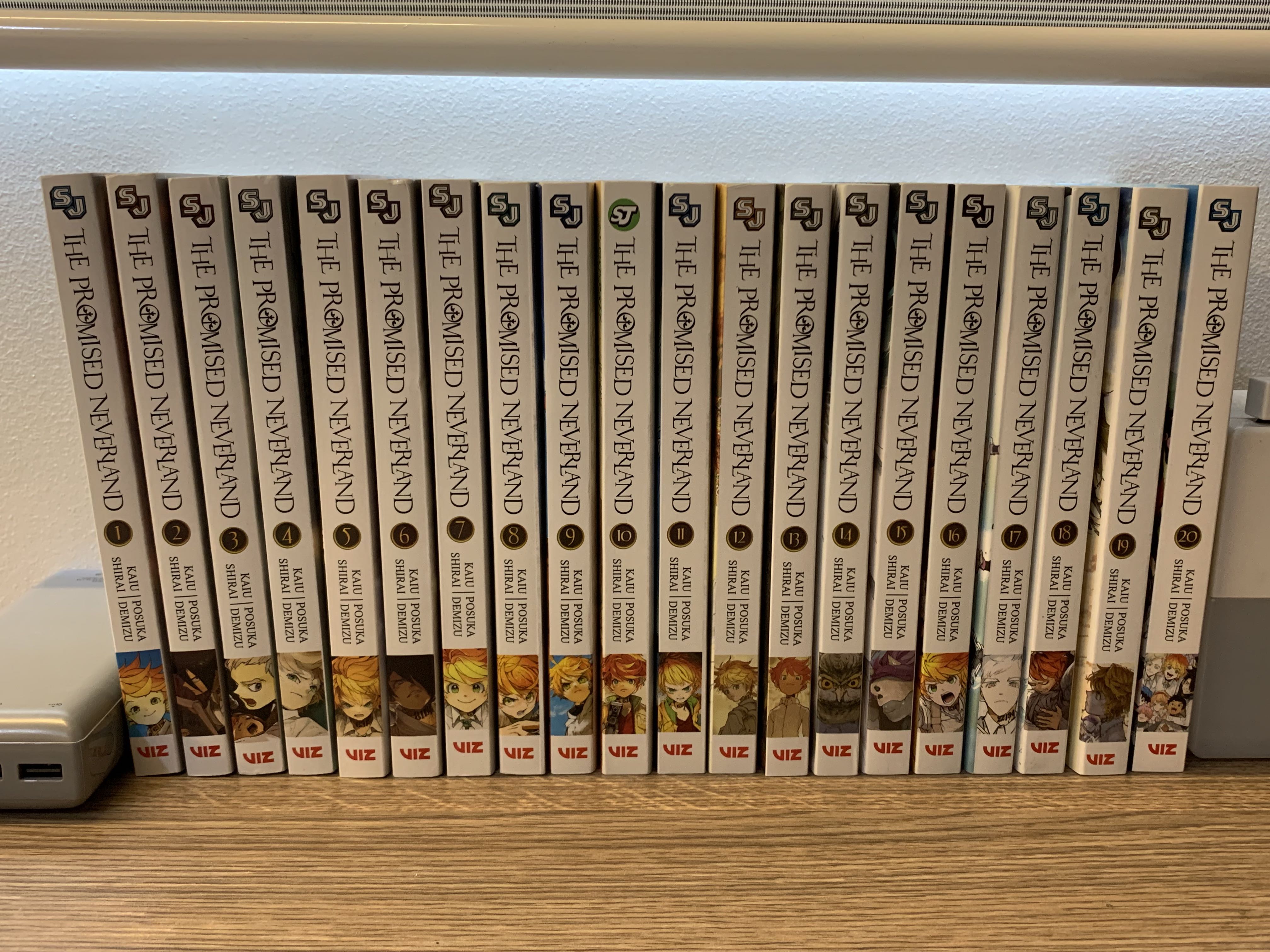 The Promised Neverland 1-20 Manga Set New English 10