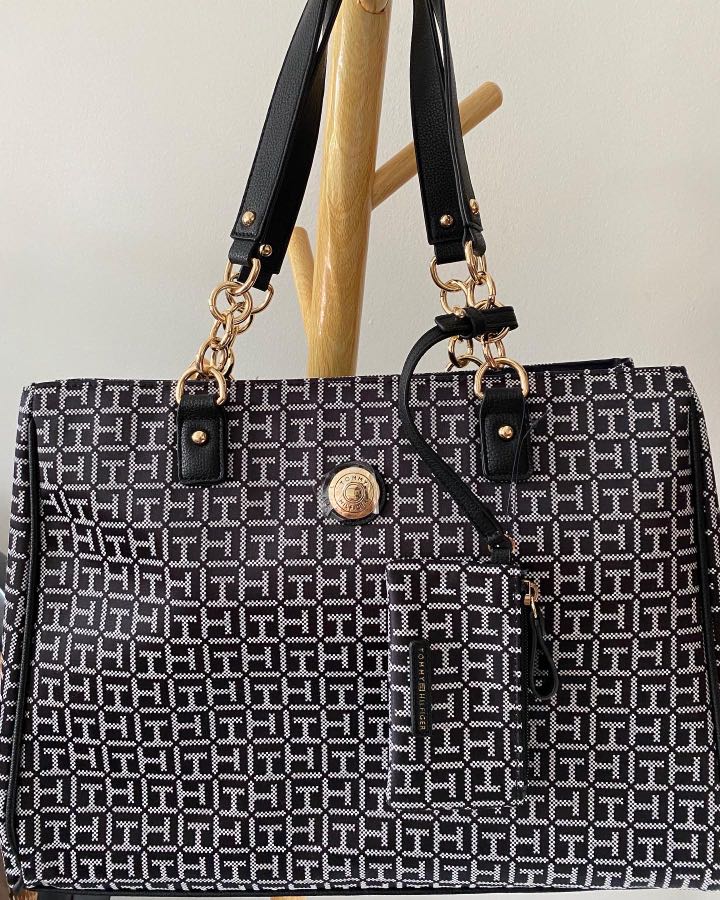 Tommy Hilfiger, Luxury, Bags & Wallets on Carousell