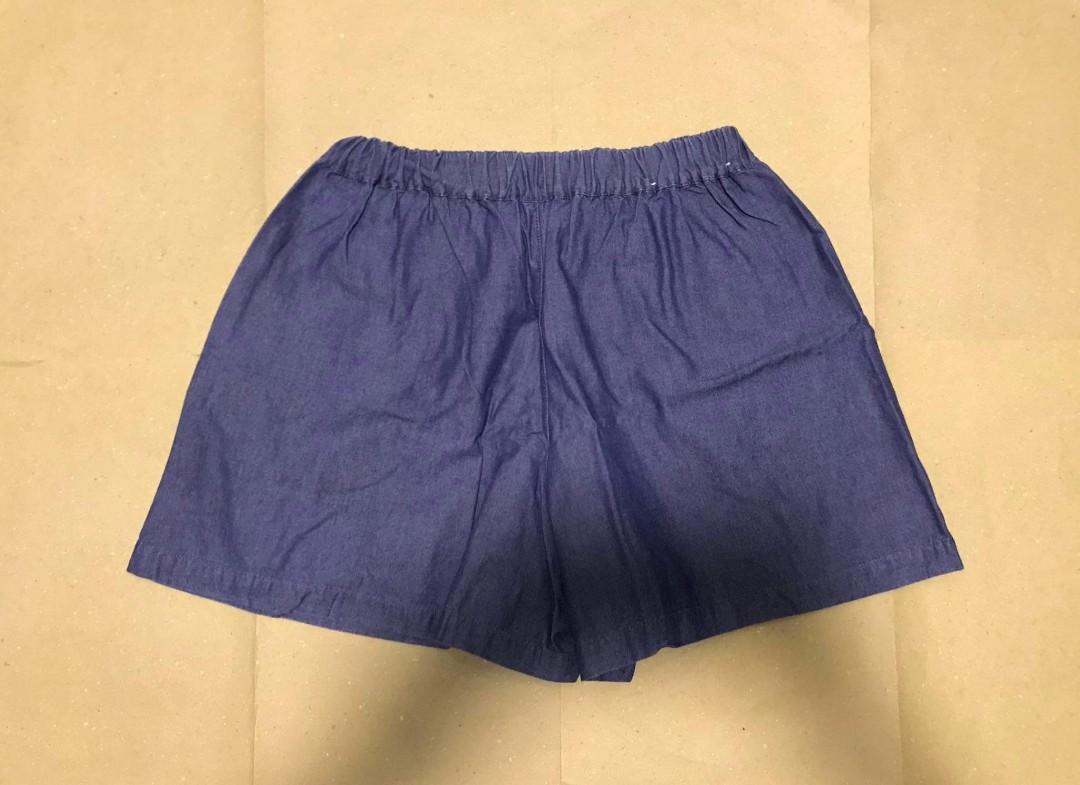 Uniqlo shorts, Women's Fashion, Bottoms 