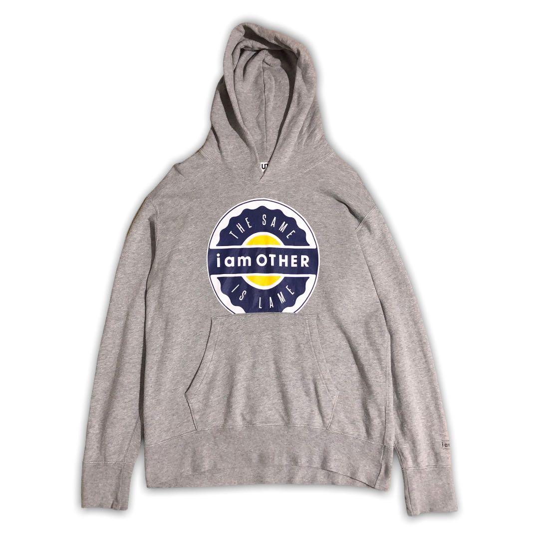 Uniqlo i best sale am other hoodie