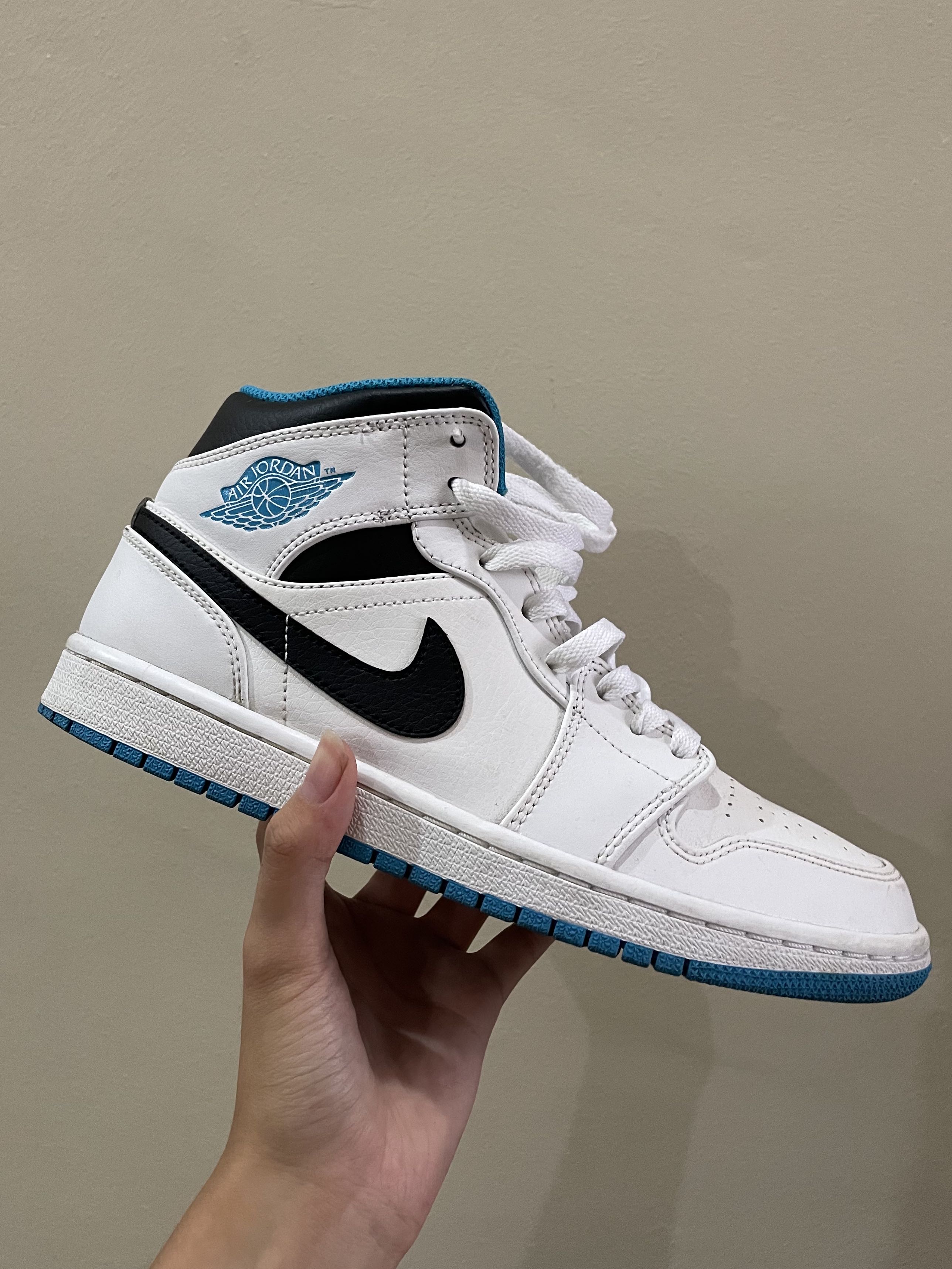 Nike air jordan 1 laser hotsell