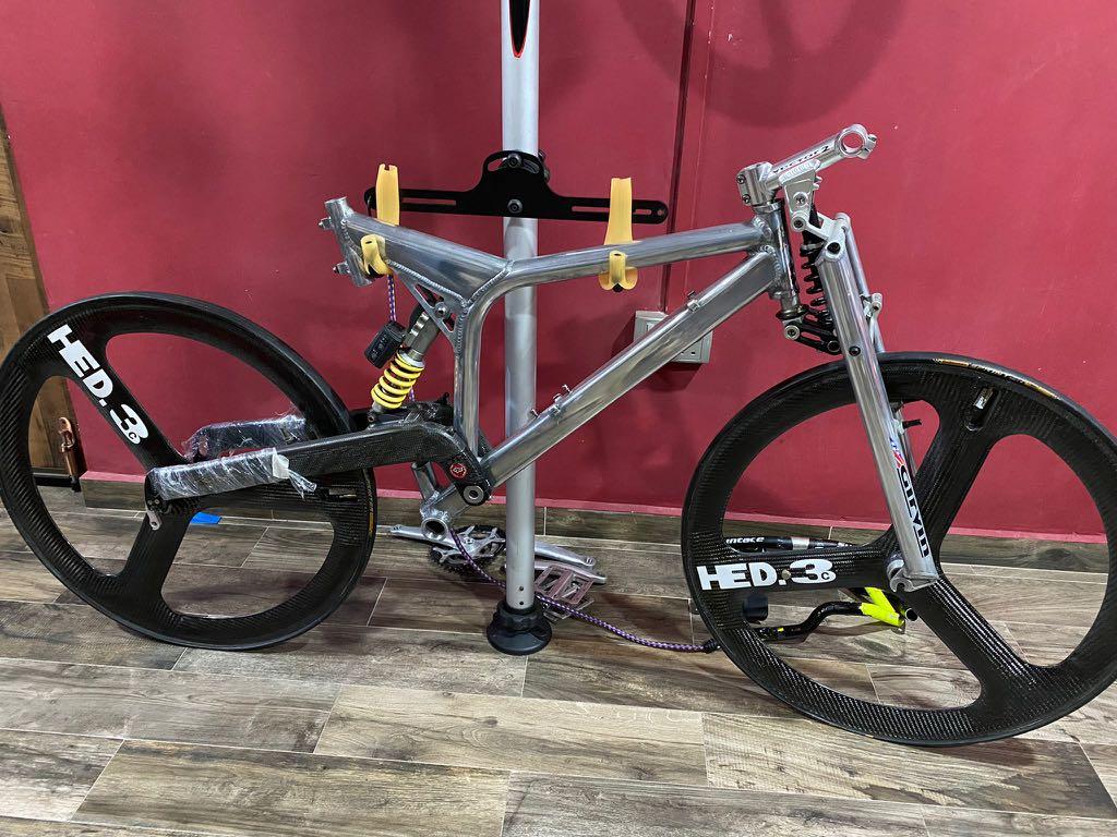 Vintage collector full suspension mountain bike Mtb Sports Equipment Bicycles Parts Bicycles on Carousell