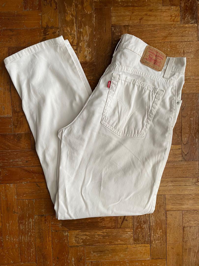 White levi outlet 550 jeans