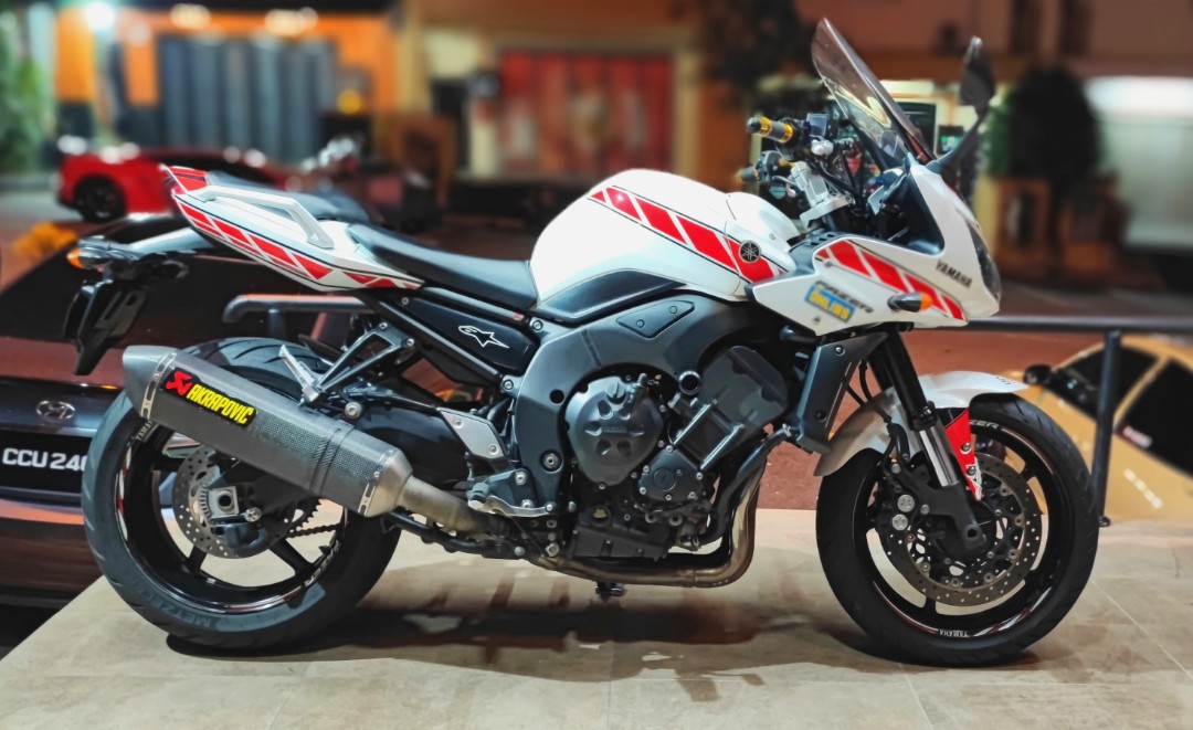 Yamaha Fazer 1000 ABS Anniversary CBU Japan fz1 Motorbikes on