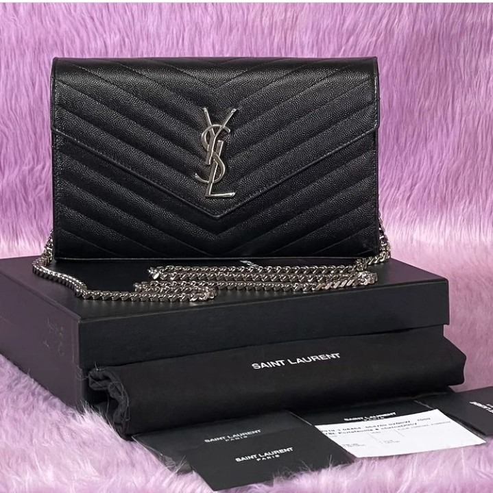 Ysl cassandra 2025 chain wallet