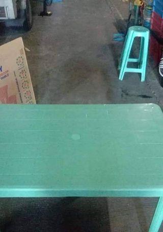 4 seater/ 6 seater Monoblock table (Category: Tables & Sets) located in Quezon City. Submitted by uno_store (Listing ID 1168537502, Image 3). Description: 4 seater/ 6 seater Monoblock table 4 seater P 1250 6 seater P 1350 Monoblock table durable easy to use 100% LEGIT PM for orders and deliveries po.