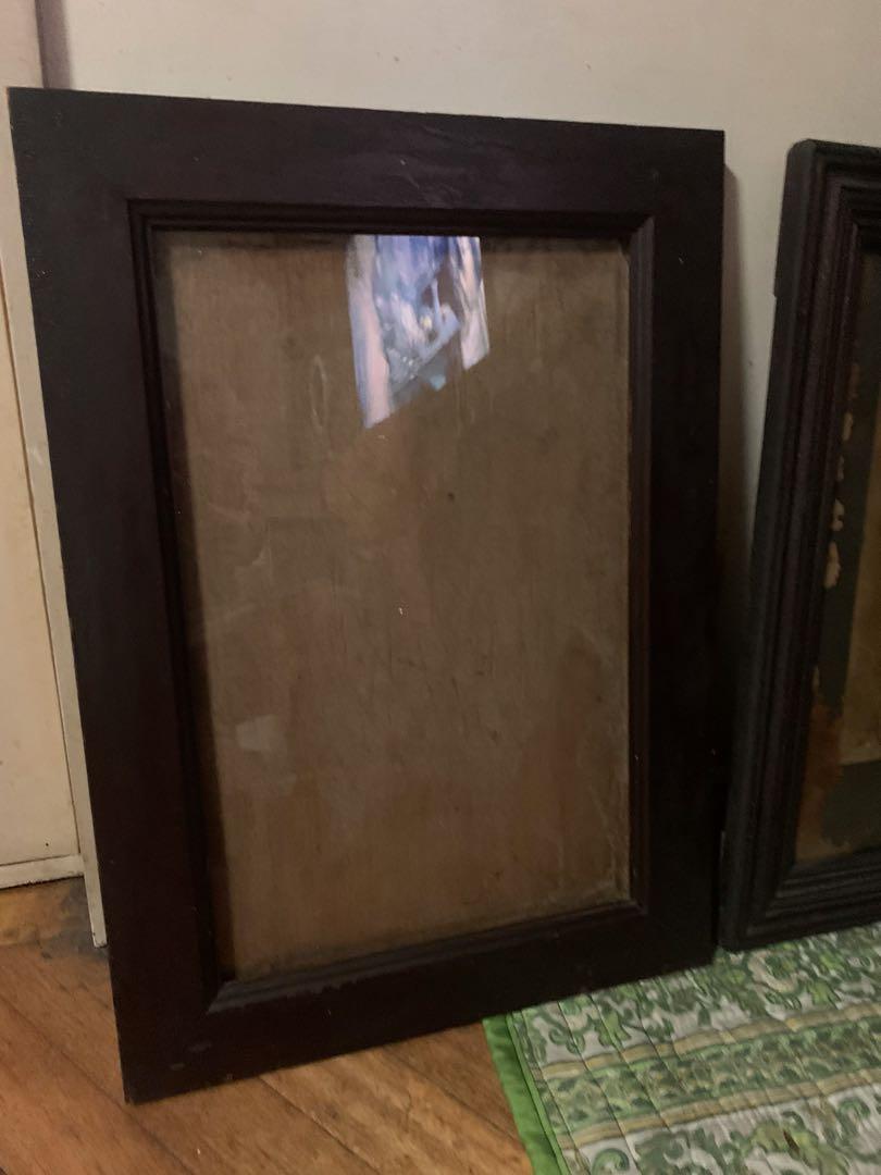 A pair of antique picture frames (Category: Frames & Pictures) located in Quezon City. Submitted by pat3ciaforbes (Listing ID 1168610276, Image 2). Description: A pair of antique picture frames (picture not included). 2 feet 4 inches length X 1 foot 8 inches width. Selling as pair. .