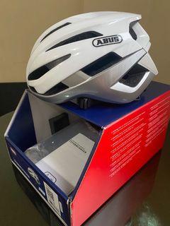 ABUS Stormchaser Polar white Helmet