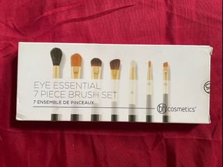 (Category: ) located in . Submitted by makeupbuys (Listing ID 1168552755, Image 1). Description: .