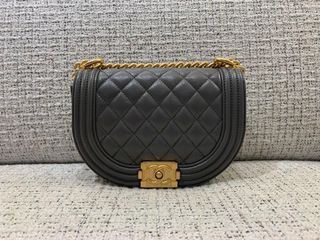 （分類：）位於 。 由 marianaaa.a 提交（商品編號 1168505906，圖片 1）。簡介： 。