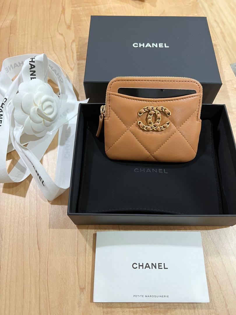 Chanel 19 Zip Card Holder, 21k Caramel Lambskin, New in Box
