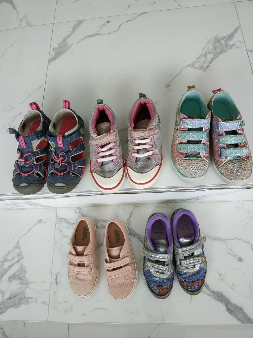 Girls discount sneakers cheap