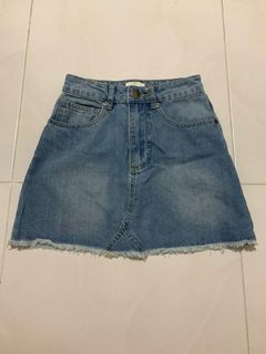 (Category: ) located in . Submitted by victwl (Listing ID 1168502174, Image 1). Description: .