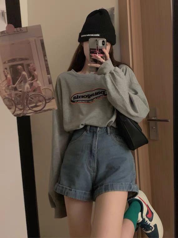 Short pants store style girl