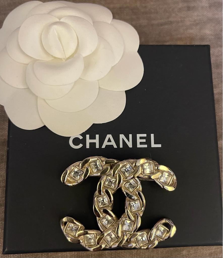 Preloved chanel brooch sales