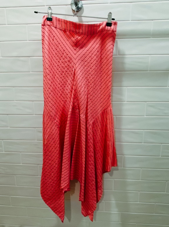 GANNI LYNCH ASYMMETRIC STRIPED SILK BLEND SEERSUCKER MIDI SKIRT IN