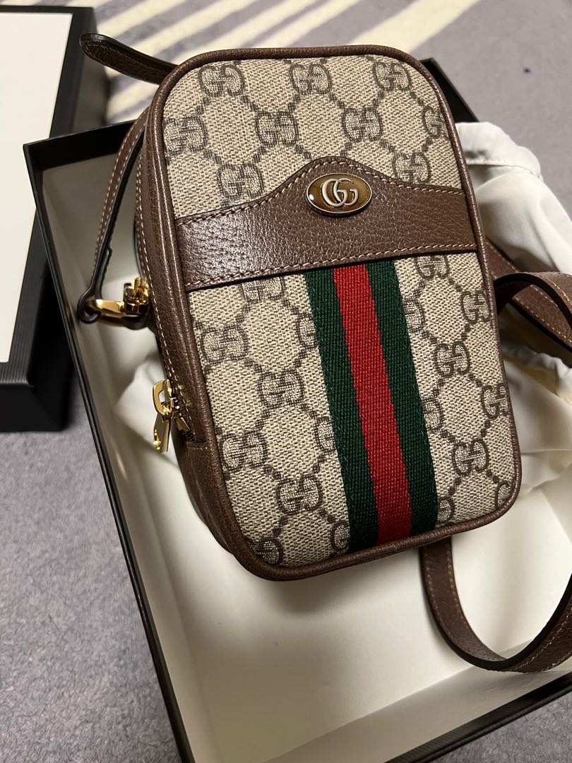 Gucci Cellphone bag Vintage, Luxury, Bags & Wallets on Carousell