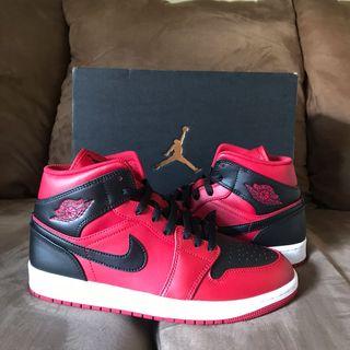 Jordan 1 Mid Reverse Bred Red Black 100% Original